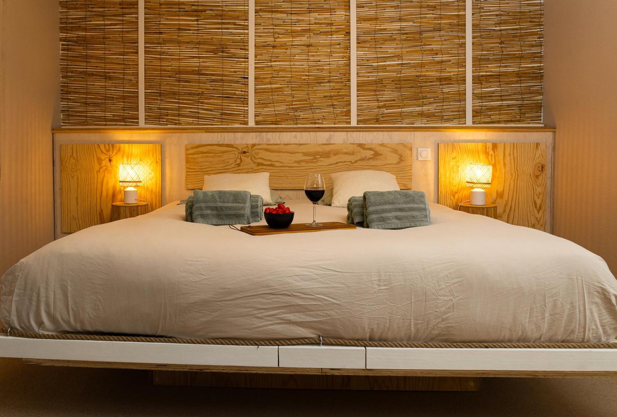 Love Room Suite Bali - Auray En Bretagne Brech Zewnętrze zdjęcie